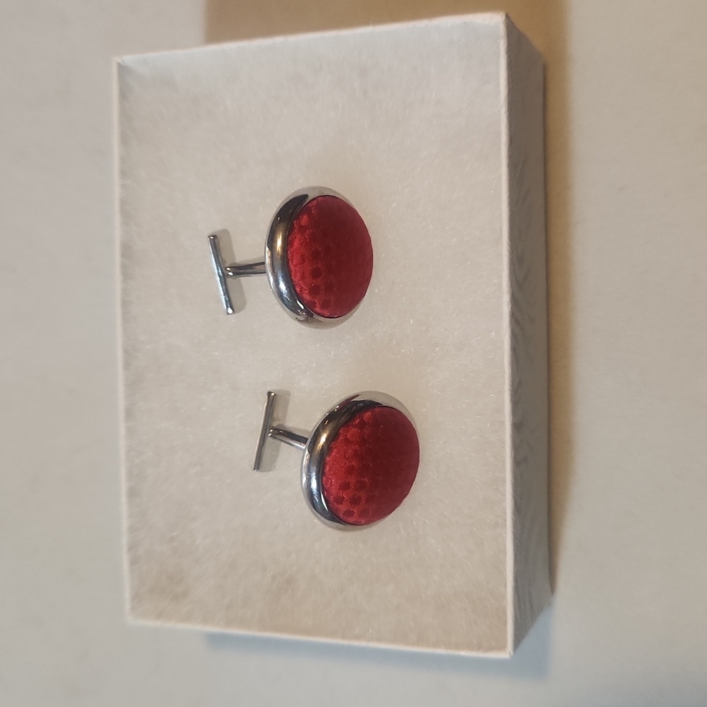Red Cufflinks by Pink - Picture 4 of 4